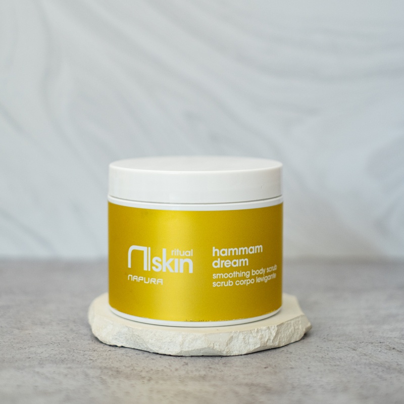 Hammam Dream scrub – Поживний скраб з мікрогранулами оливкової кісточки та гіалуроновою кислотою 500 мл